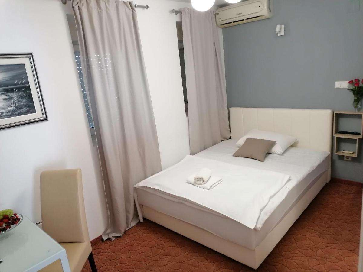 Hotel Garny Pleso Velika Gorica Dış mekan fotoğraf