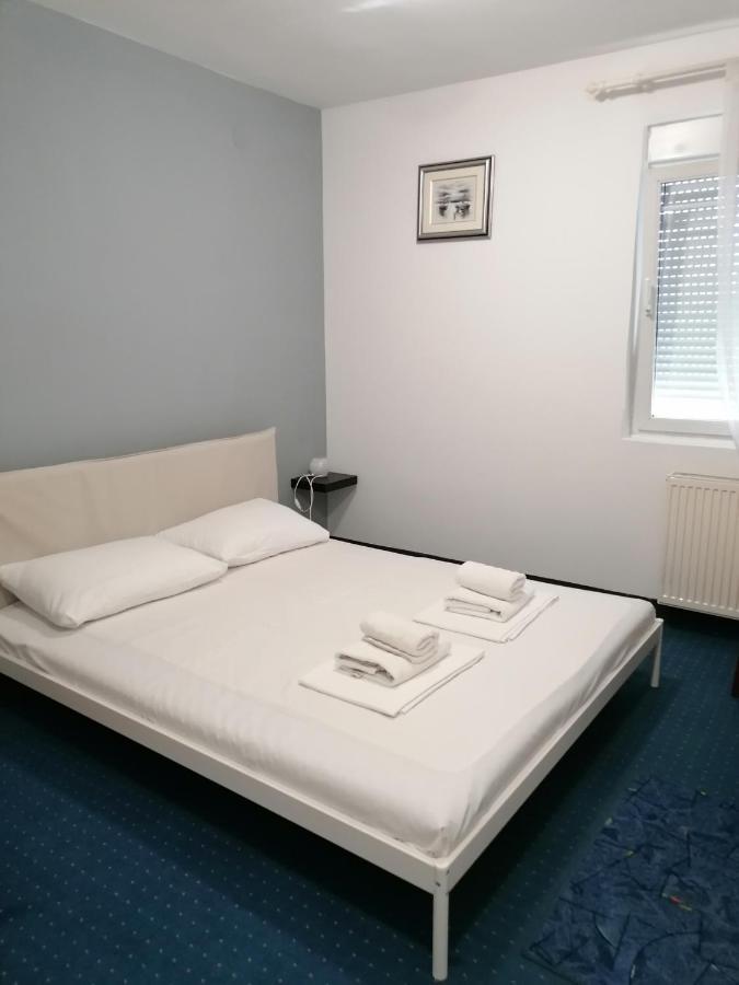 Hotel Garny Pleso Velika Gorica Dış mekan fotoğraf