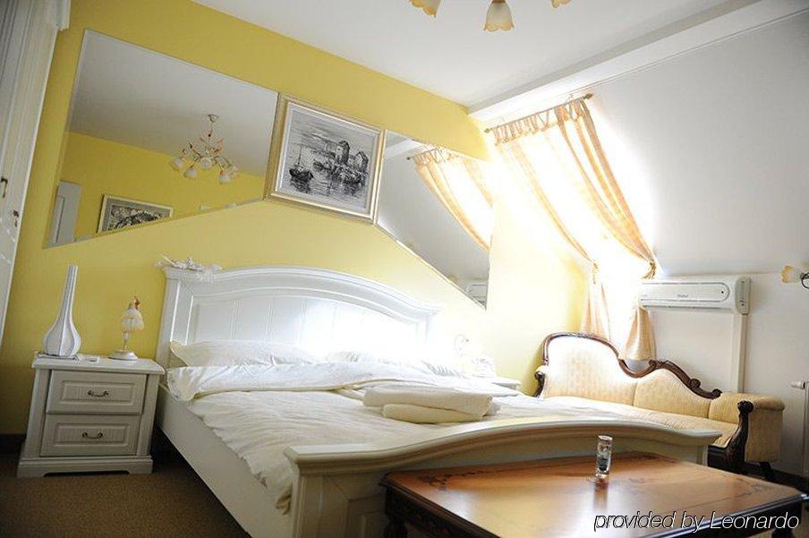 Hotel Garny Pleso Velika Gorica Dış mekan fotoğraf