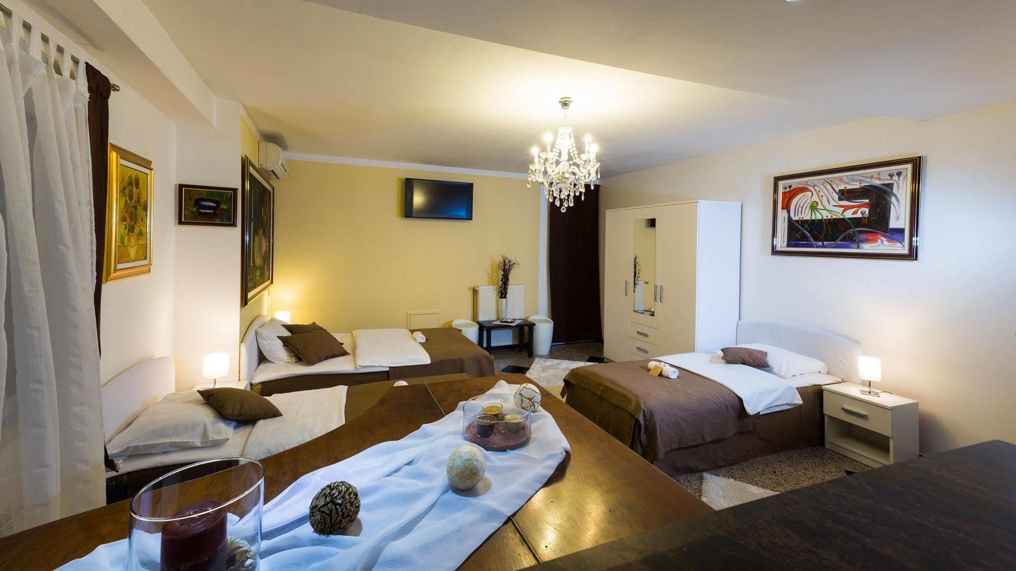 Hotel Garny Pleso Velika Gorica Dış mekan fotoğraf